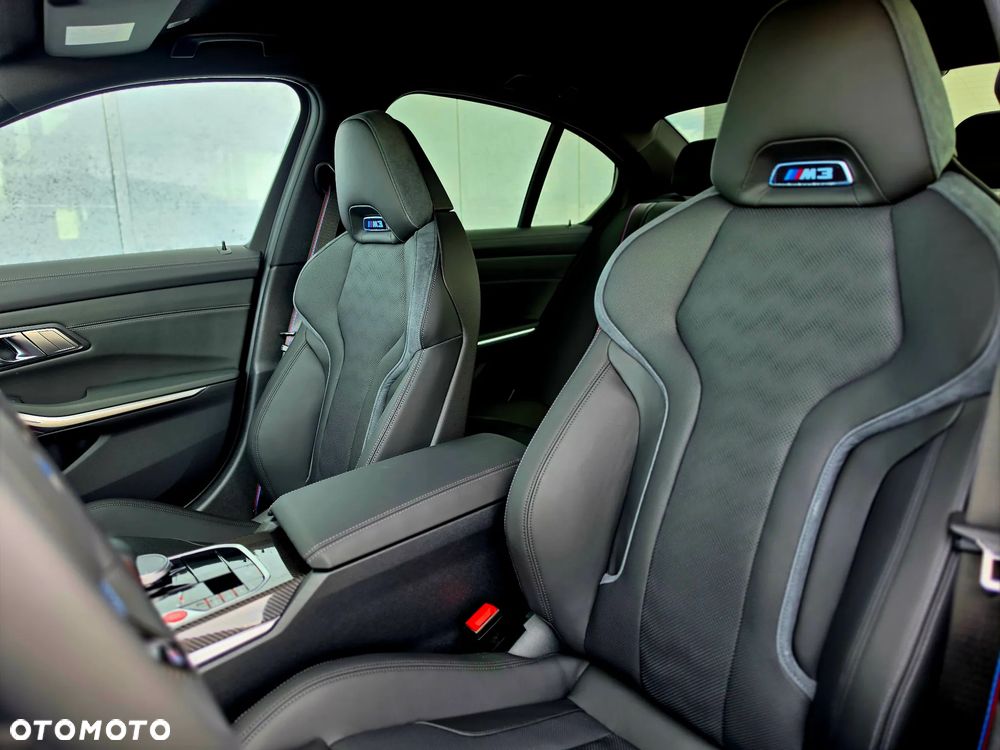 BMW M3 Competition M xDrive - 22