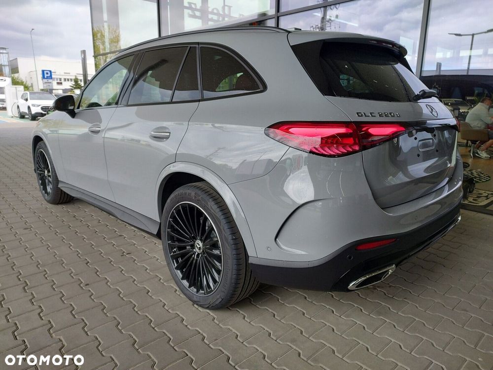 Mercedes-Benz GLC - 6