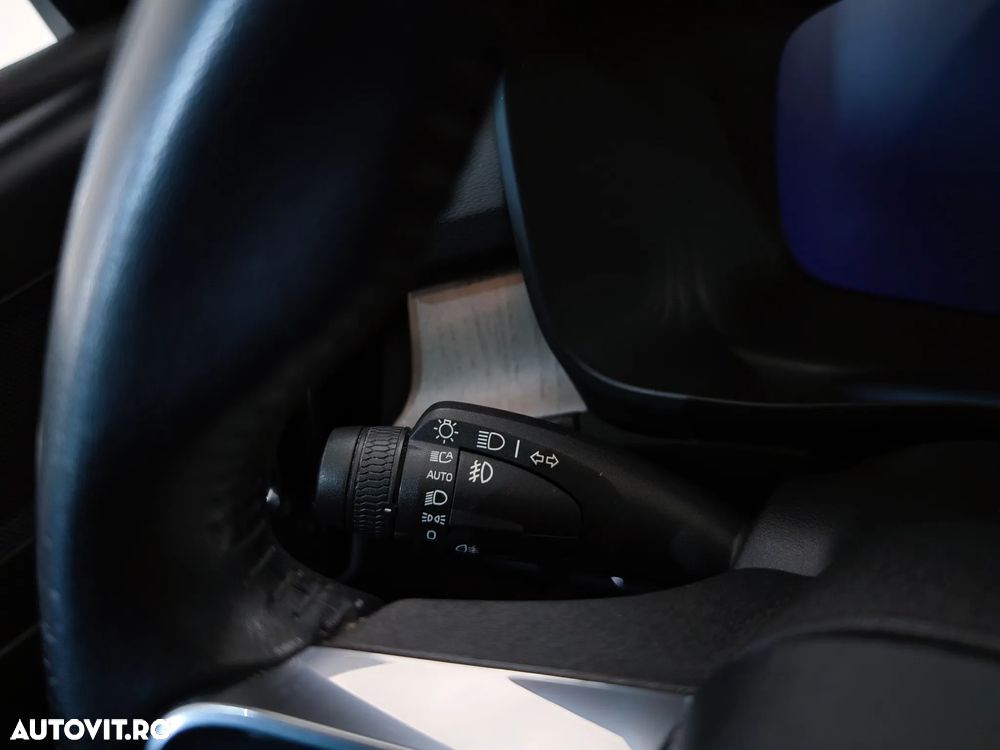 Volvo XC 40 T4 Recharge DKG Inscription - 12