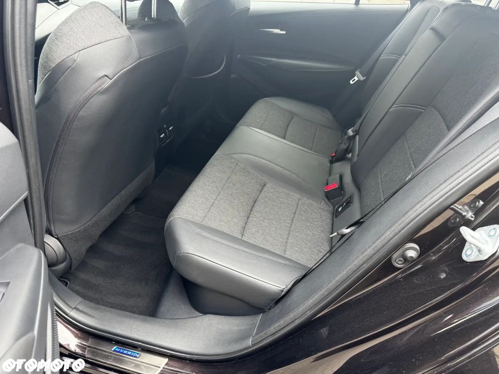Toyota Corolla 1.8 Hybrid Executive - 18