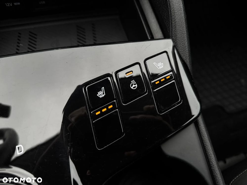 Kia Sportage 1.6 T-GDI HEV Business Line 2WD - 24