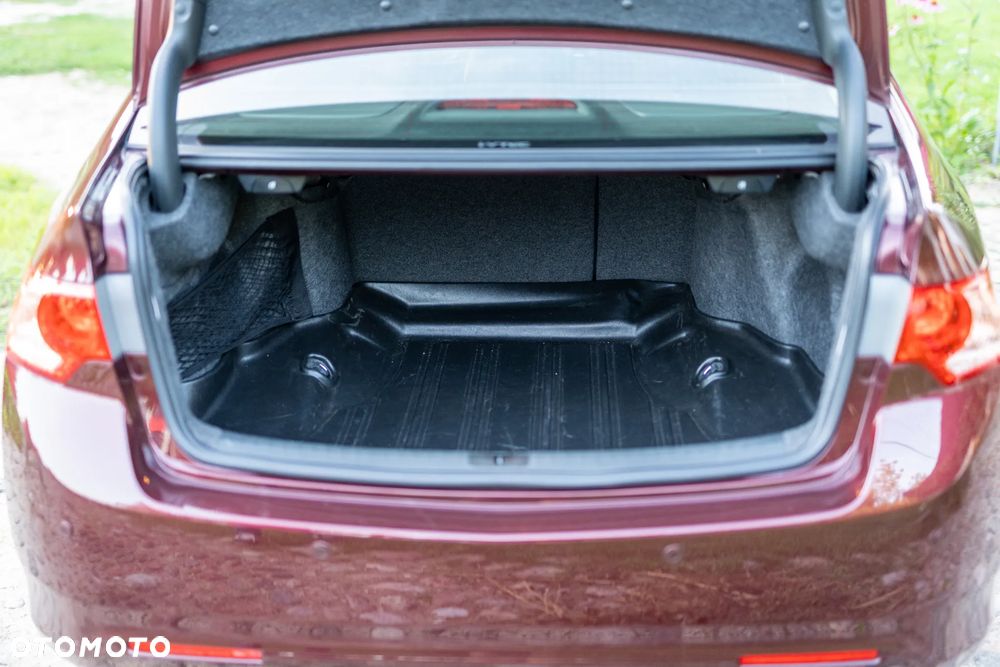 Honda Accord 2.0 Elegance - 21
