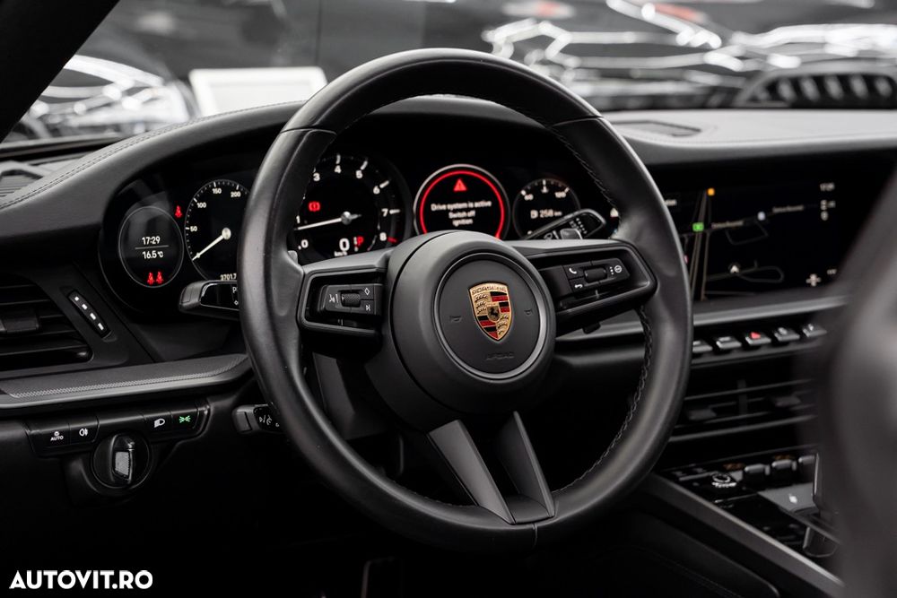 Porsche 911 Carrera PDK - 29