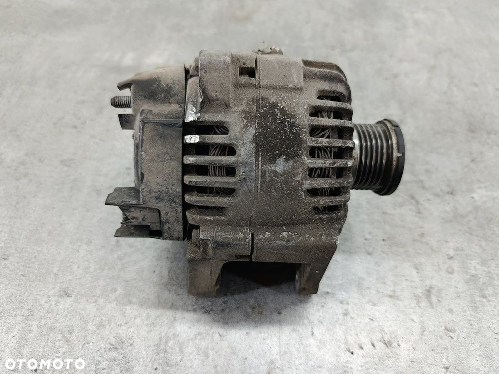 ALTERNATOR RENAULT MASTER II 8200667603  TG11C062  2543560A  VALEO 2.5 DCI - 1