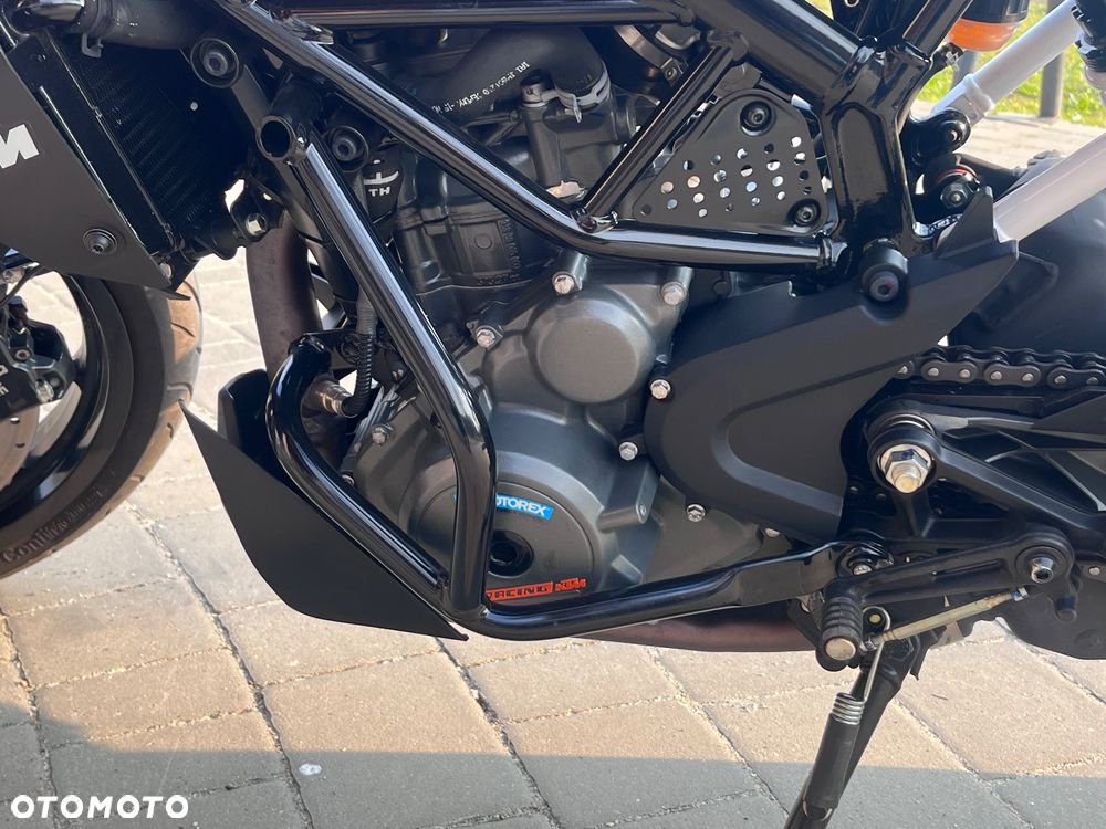 KTM Duke - 4