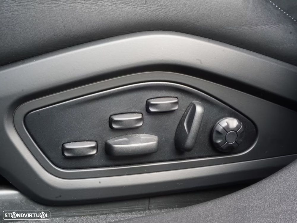 Porsche Taycan Sport Turismo - 23