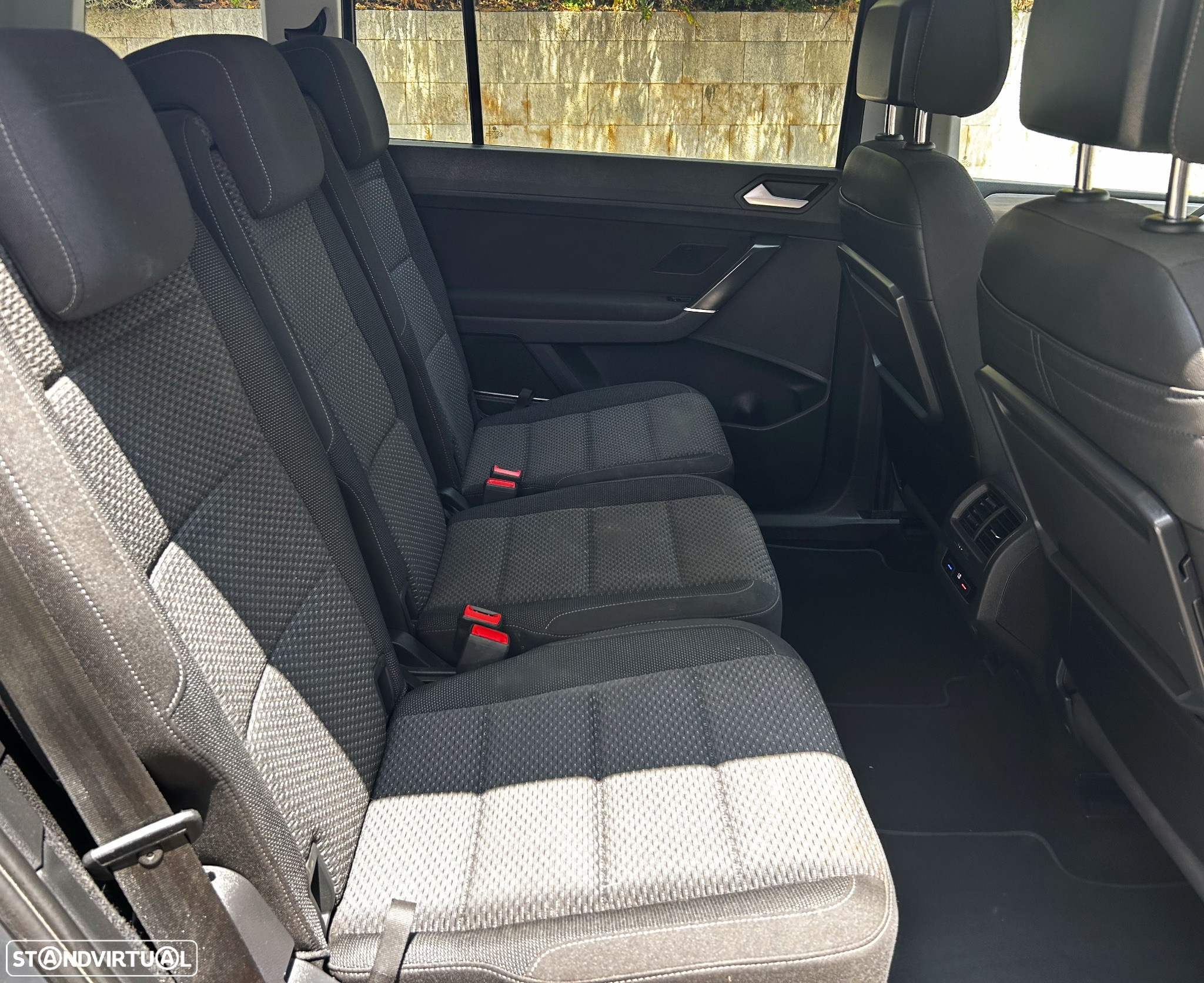 VW Touran 2.0 TDI Confortline - 10