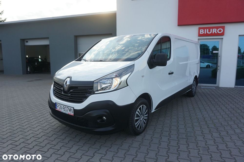 Renault TRAFIC - 2