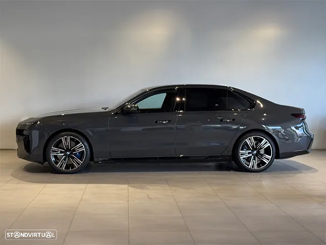 BMW i7 xDrive60 Pack Desportivo M Pro - 3