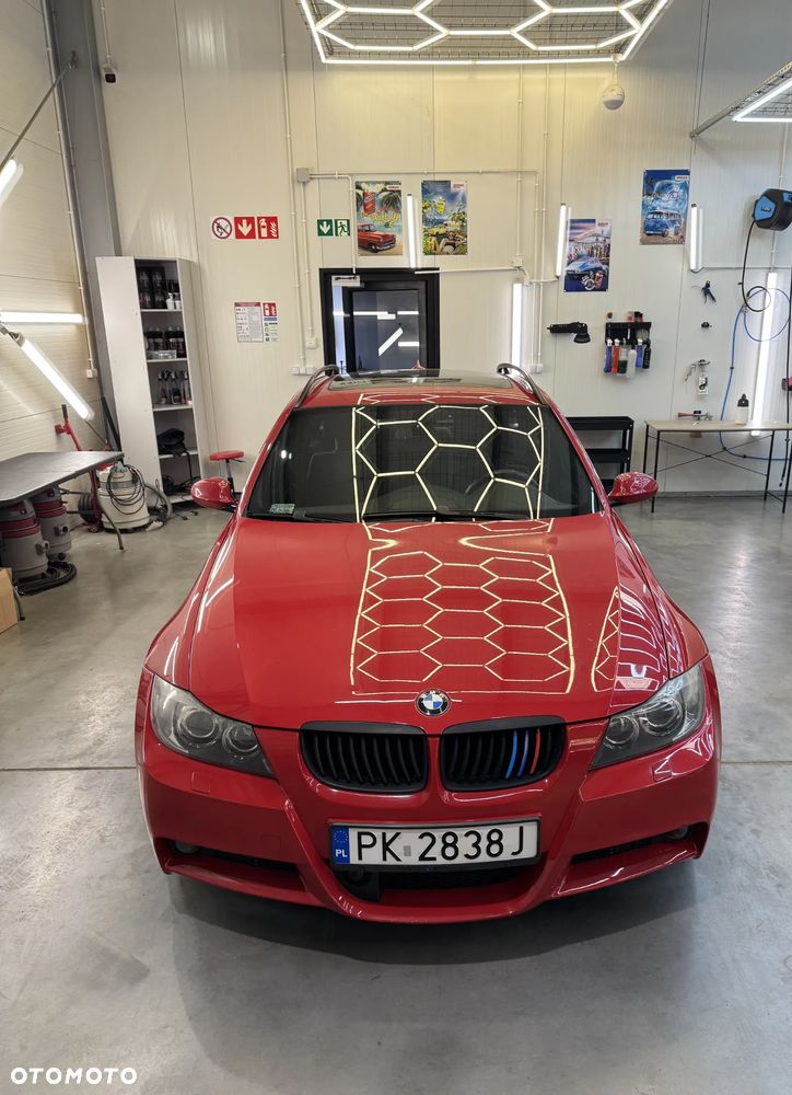 BMW Seria 3 325i - 1