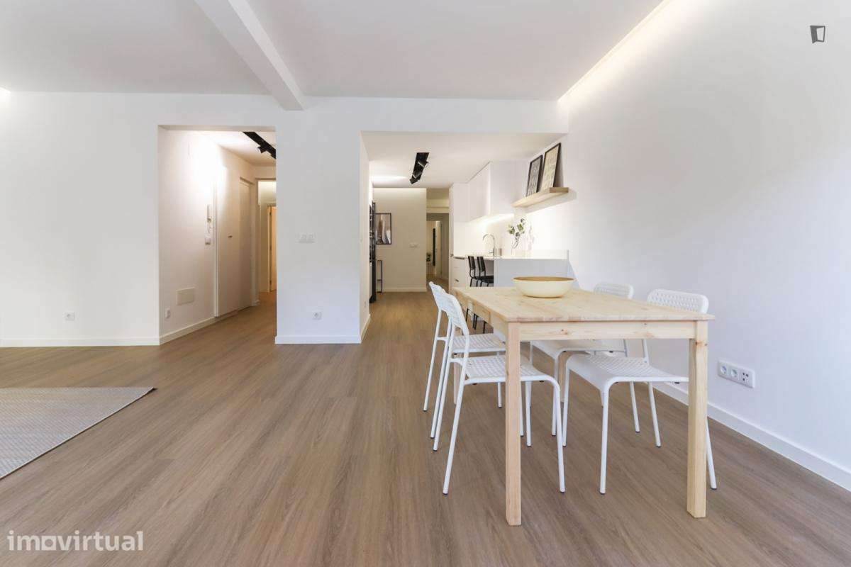 Quarto - localizado em Entrecampos Lisbon - Grande imagem: 5/35