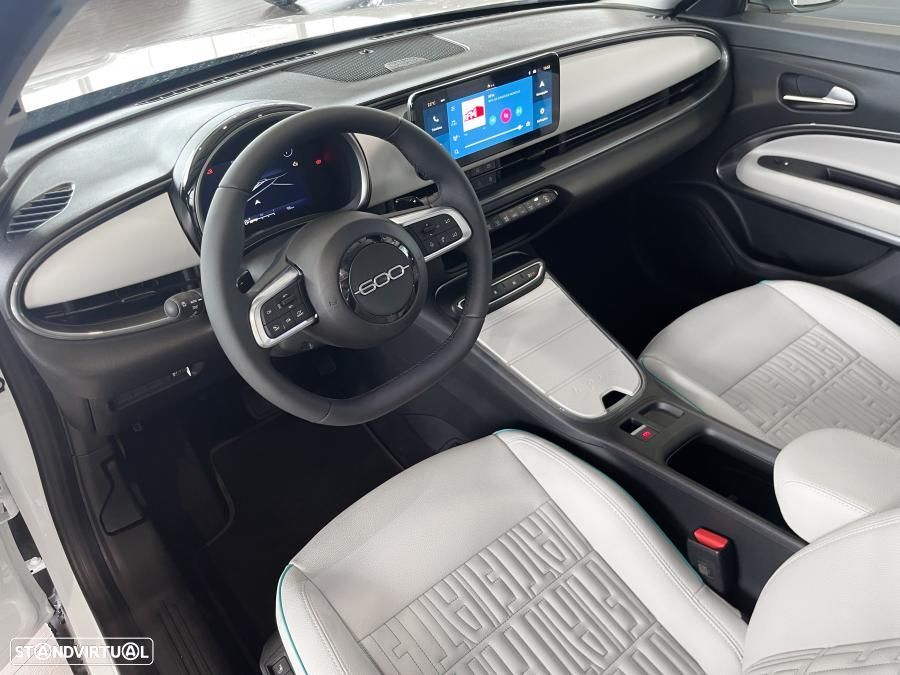 Fiat 600 1.2 Hybrid La Prima - 12