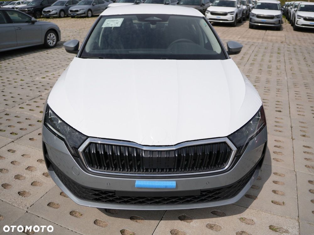 Skoda Octavia 1.5 TSI mHEV Drive Essence DSG - 6