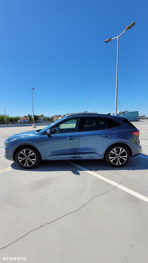 Ford Kuga 1.5 EcoBoost FWD ST-Line X - 2