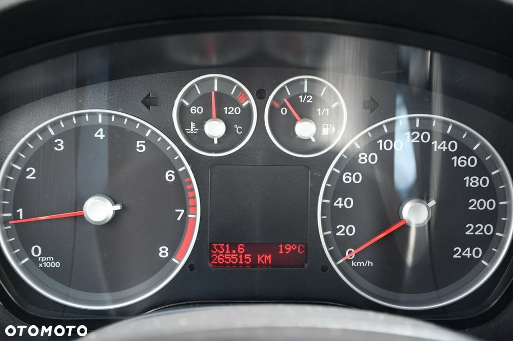 Ford C-MAX 1.6 Silver X - 23