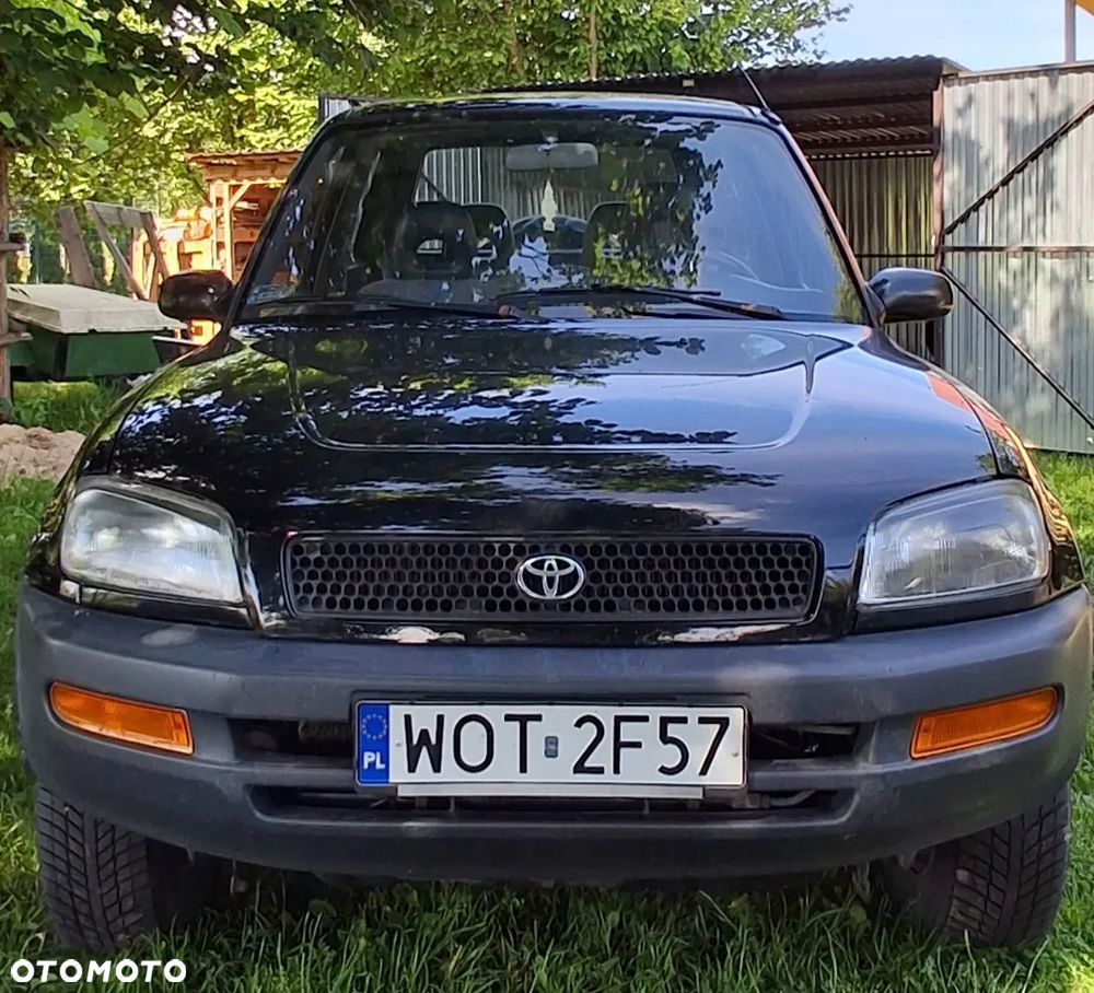 Toyota RAV4 2.0 - 28