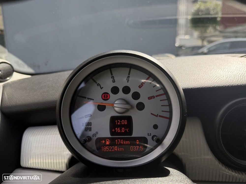 MINI 3 Portas Cooper D 50 Camden - 24