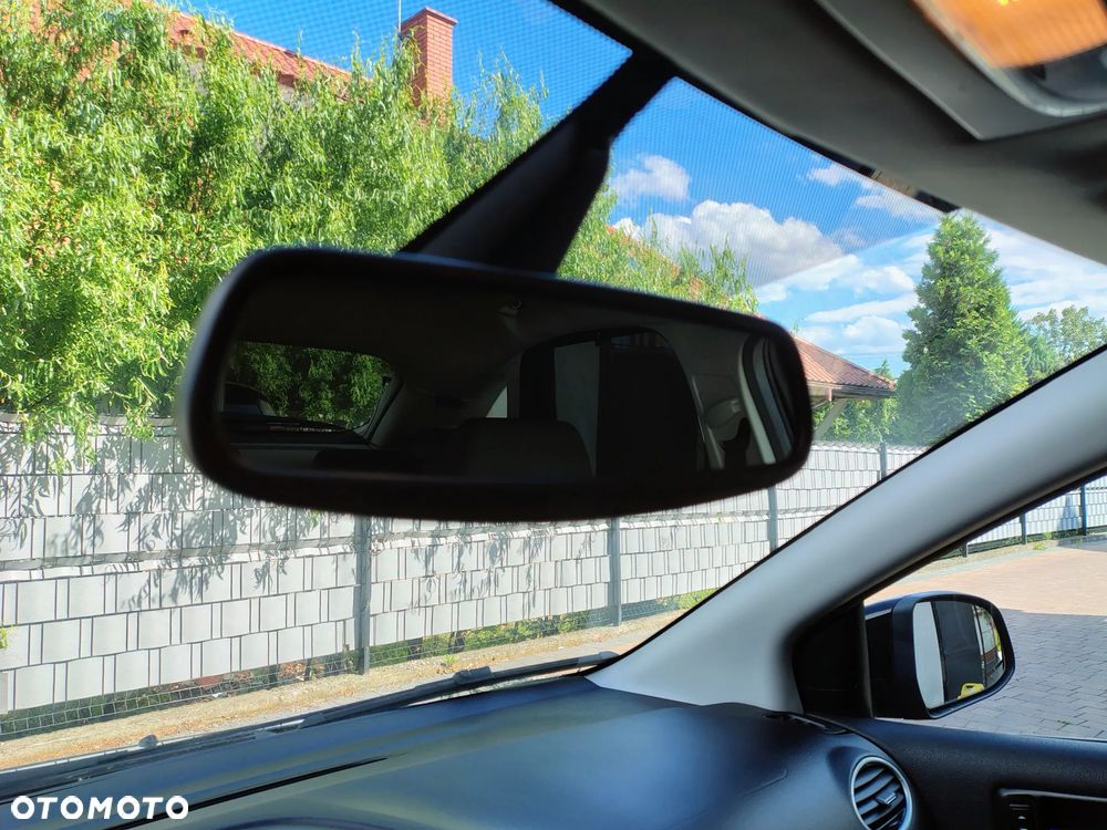 Ford Focus 1.8 Sport - 28