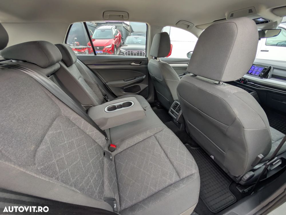 Volkswagen Golf 1.5 TSI ACT Style - 18