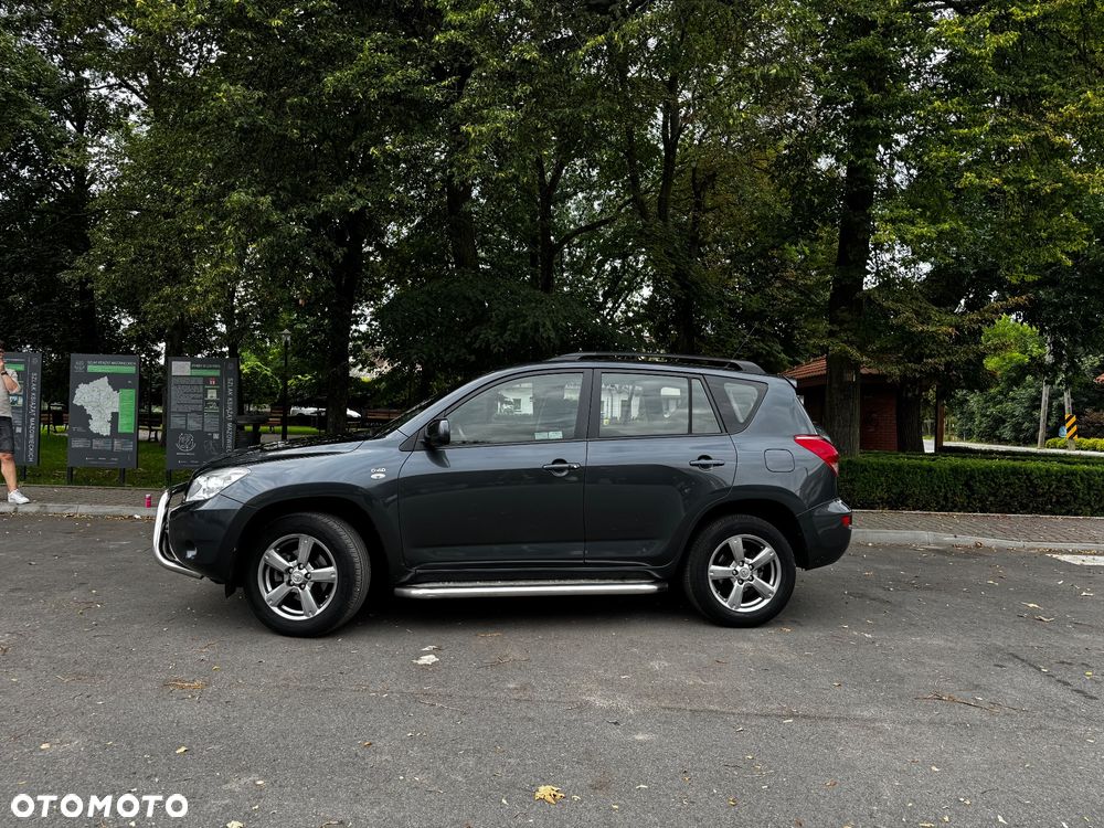 Toyota RAV4 2.2 D-4D Prestige - 3