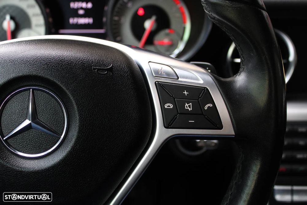 Mercedes-Benz SLK 250 (BlueEFFICIENCY) 7G-TRONIC - 34