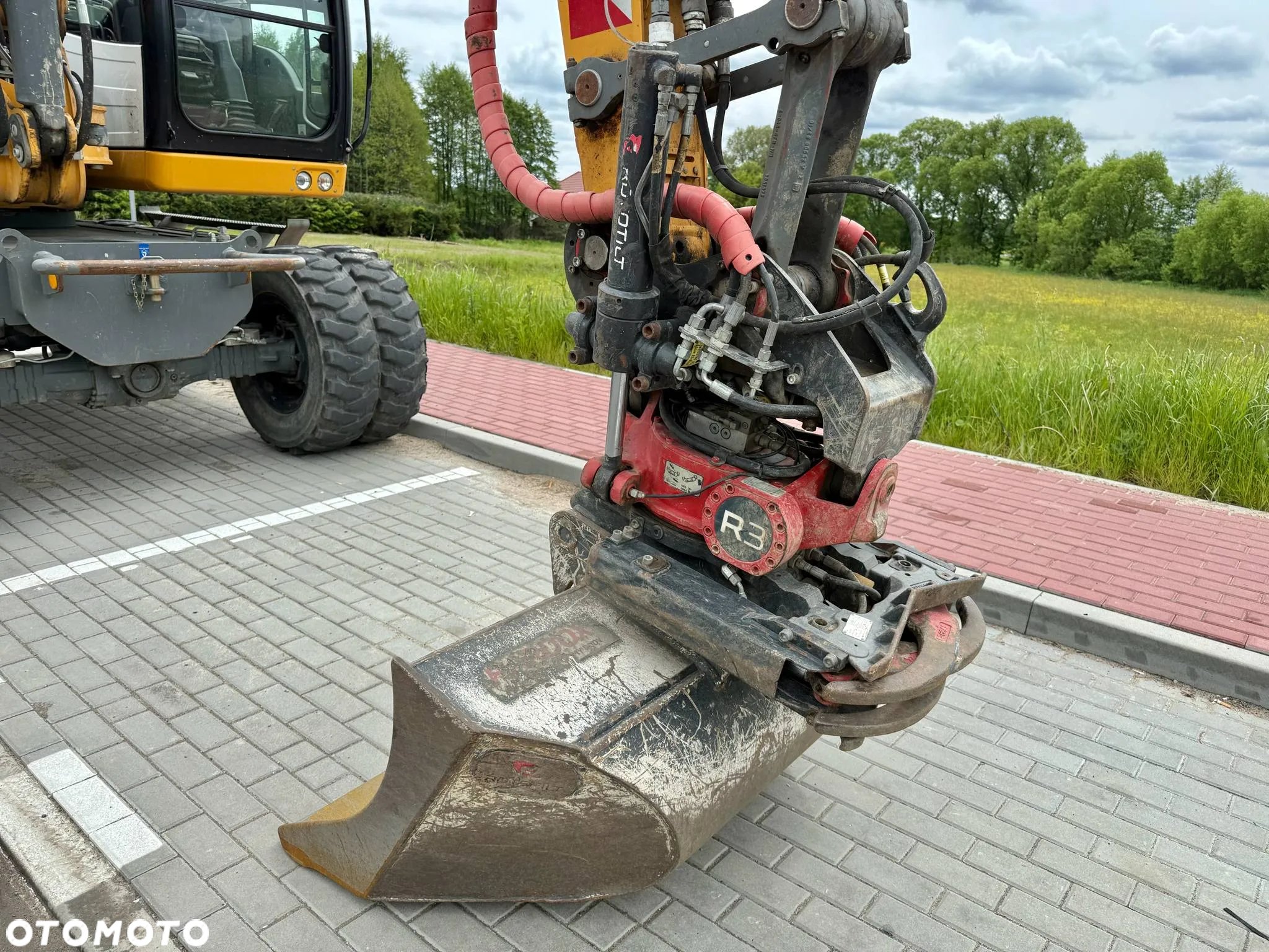 Liebherr A912 COMPACT *2017ROK, 3400 PRZEBIEGU, ROTOTILT ze szczypcami* - 18