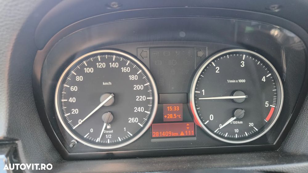 BMW Seria 3 320d xDrive DPF Edition Lifestyle - 14