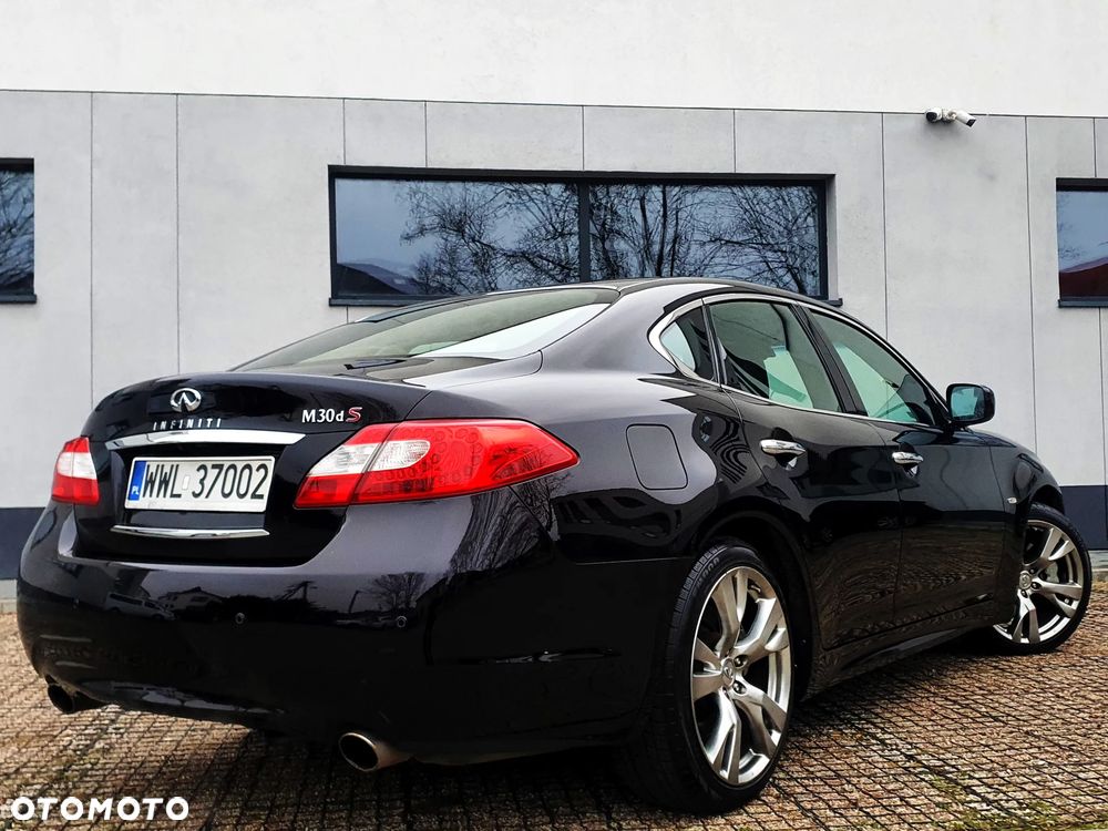 Infiniti M M30d S Premium - 3