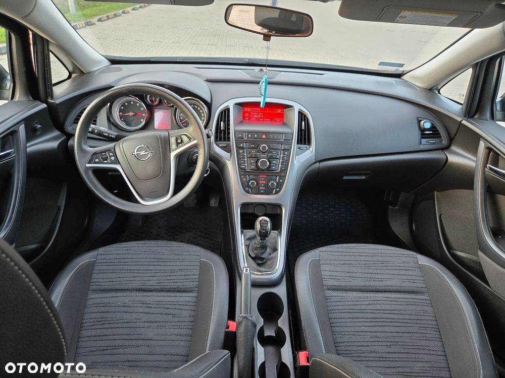 Opel Astra - 10
