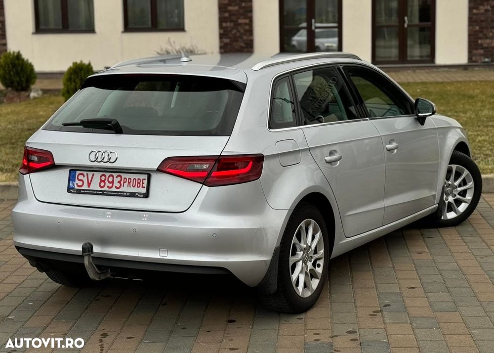 Audi A3 1.6 TDI DPF Ambiente - 3
