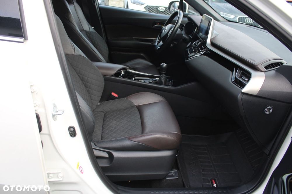 Toyota C-HR - 35