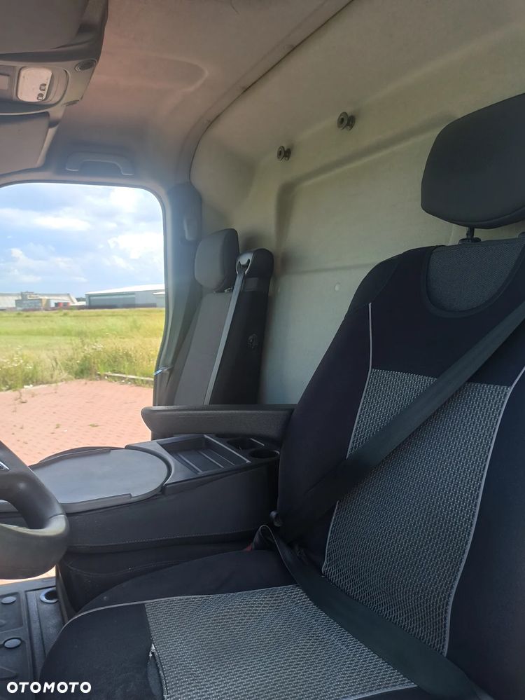 Renault Master - 18