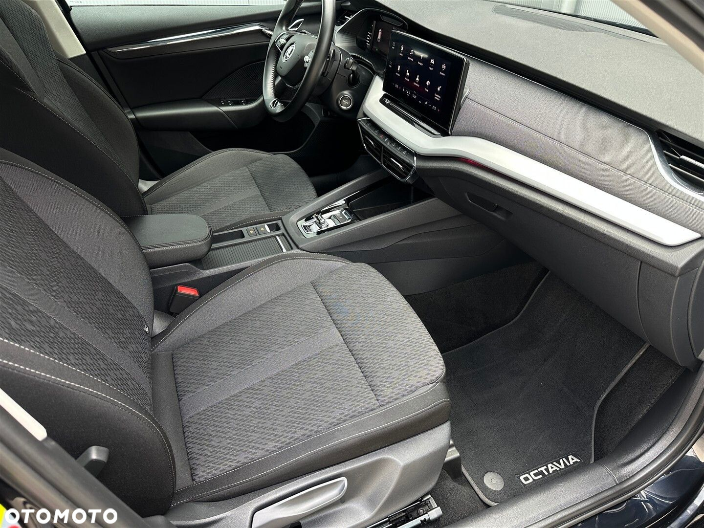 Skoda Octavia 1.5 TSI ACT Style DSG - 7