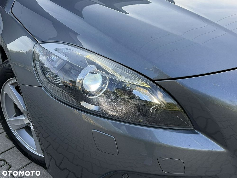 Volvo V40 - 9