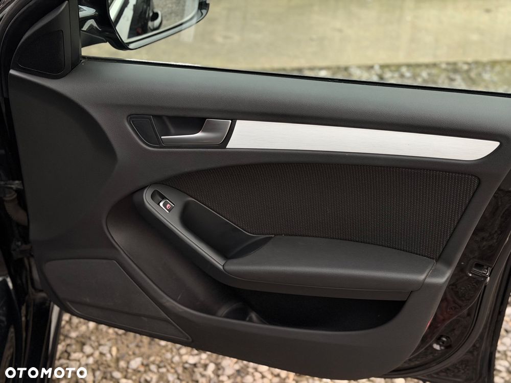 Audi A4 Avant 2.0 TDI DPF S line Sportpaket (plus) - 35