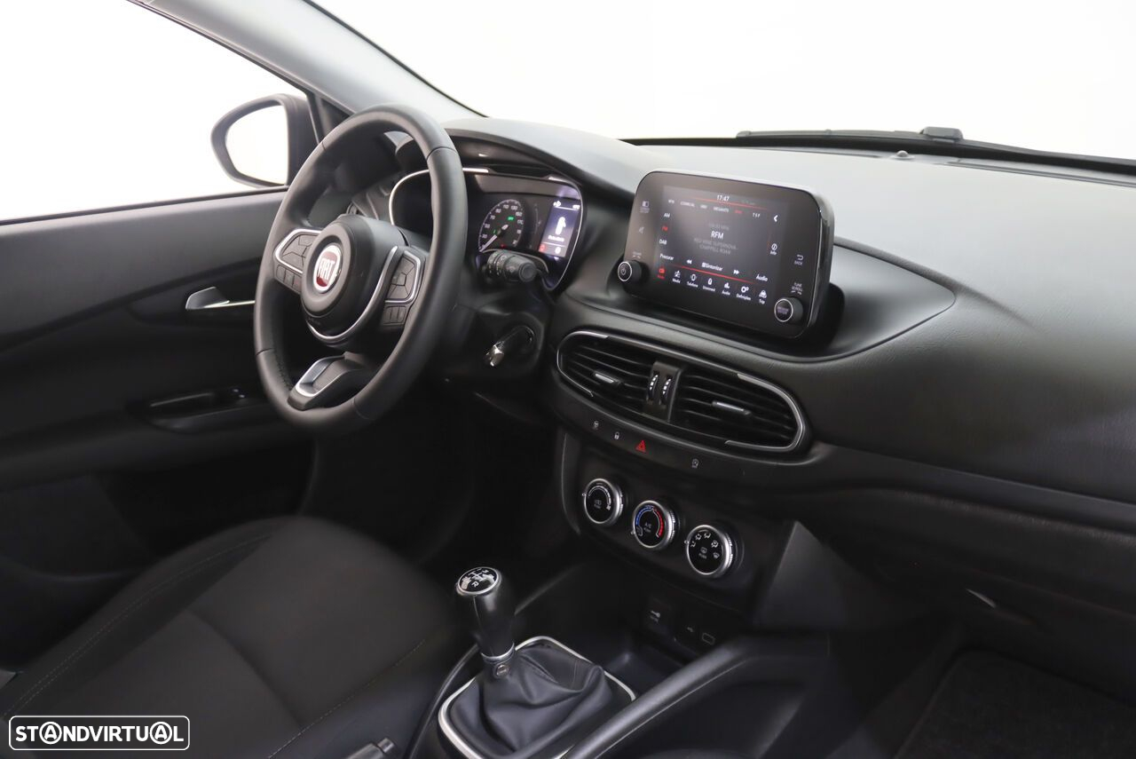 Fiat Tipo Station Wagon 1.0 GSE T3 City Life - 4