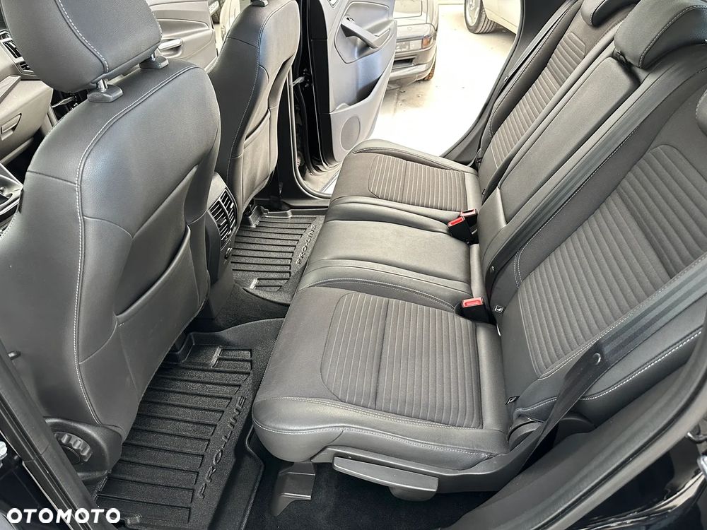 Ford Kuga 1.5 TDCi FWD Edition - 8