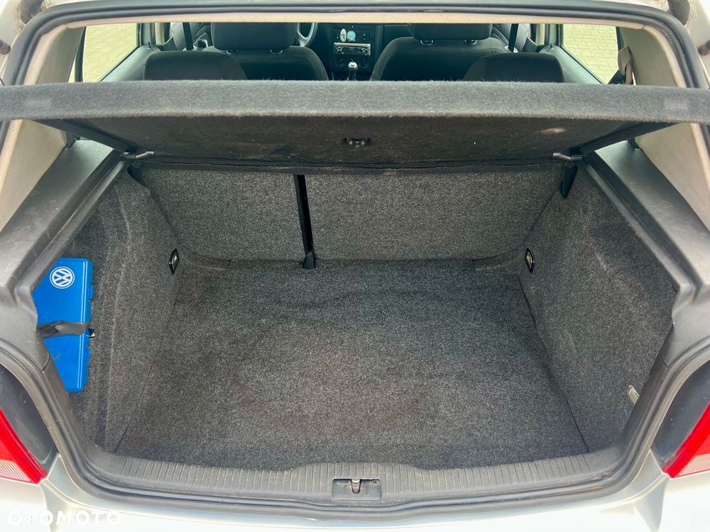 Volkswagen Golf - 21