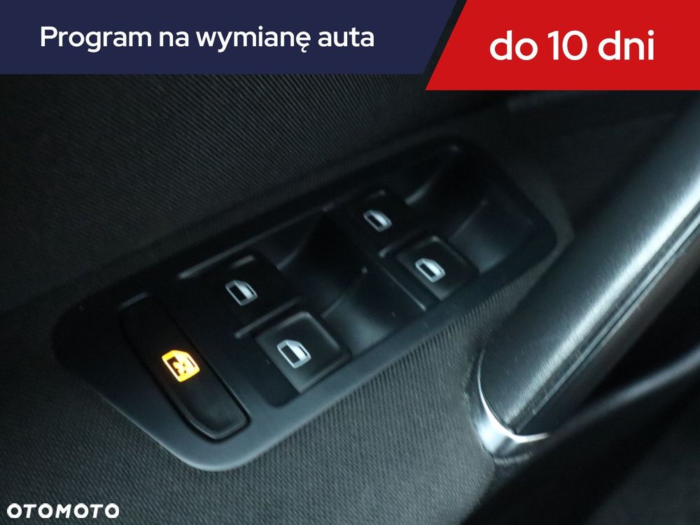 Volkswagen Golf - 18