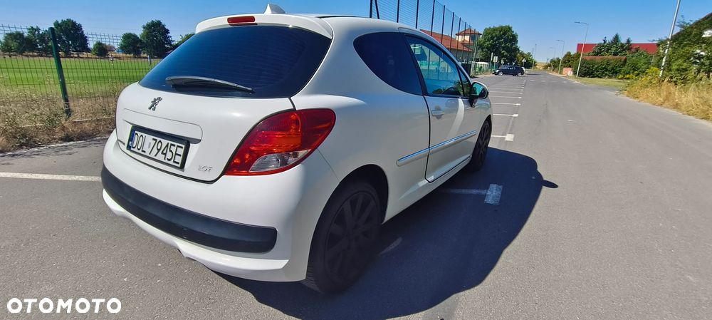 Peugeot 207 1.4 HDi Presence - 5