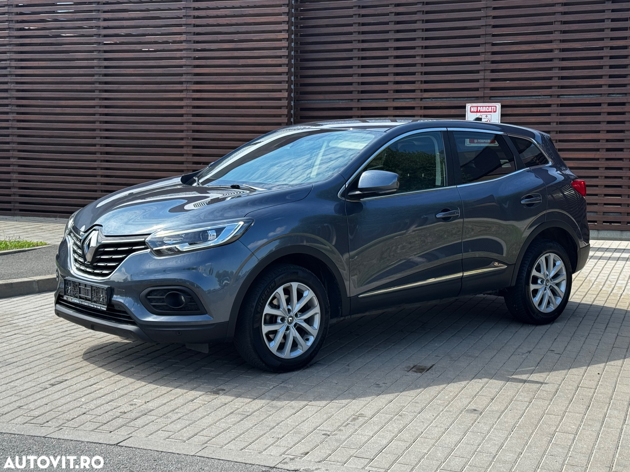 Renault Kadjar TCe 140 GPF BUSINESS EDITION - 9
