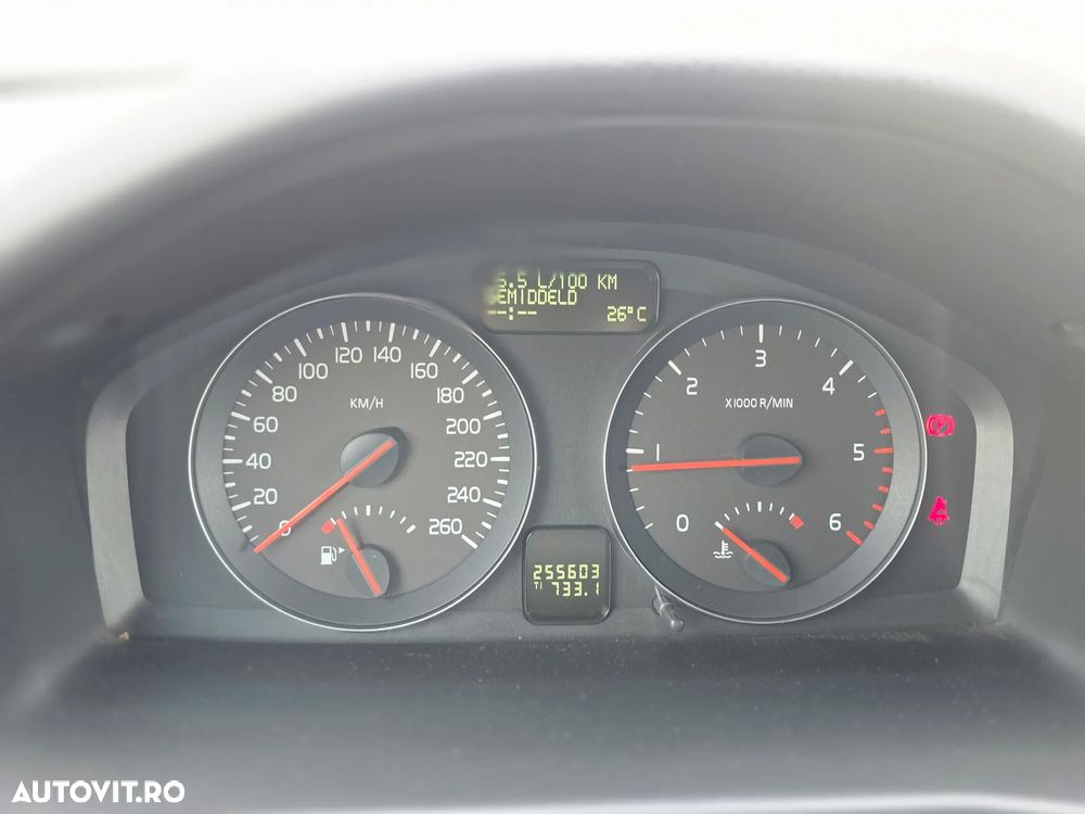 Volvo V50 D2 Kinetic - 7