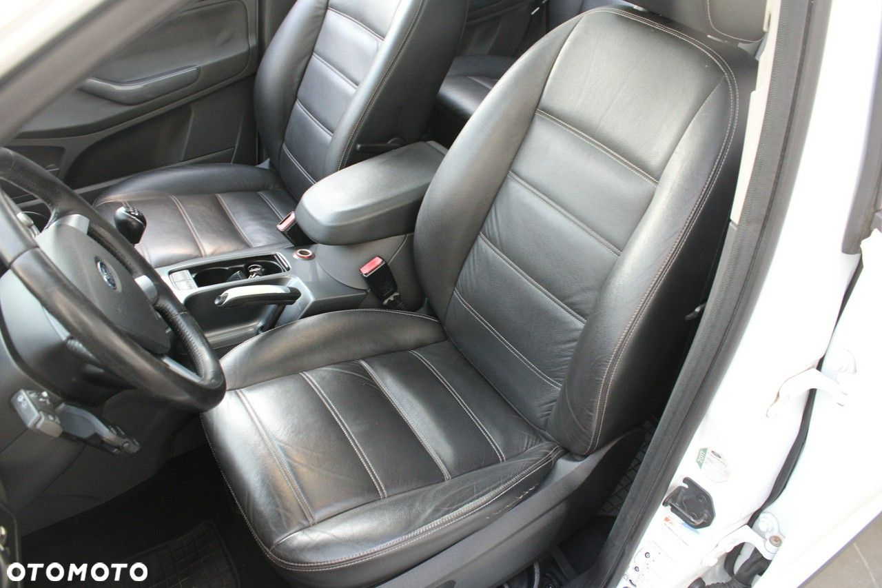 Ford Kuga 2.0 TDCi Titanium - 11