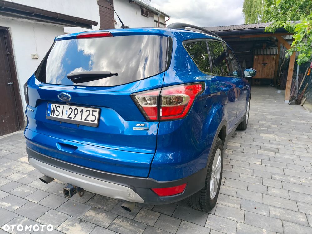 Ford Escape - 9