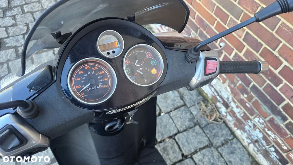 Piaggio Carnaby - 19