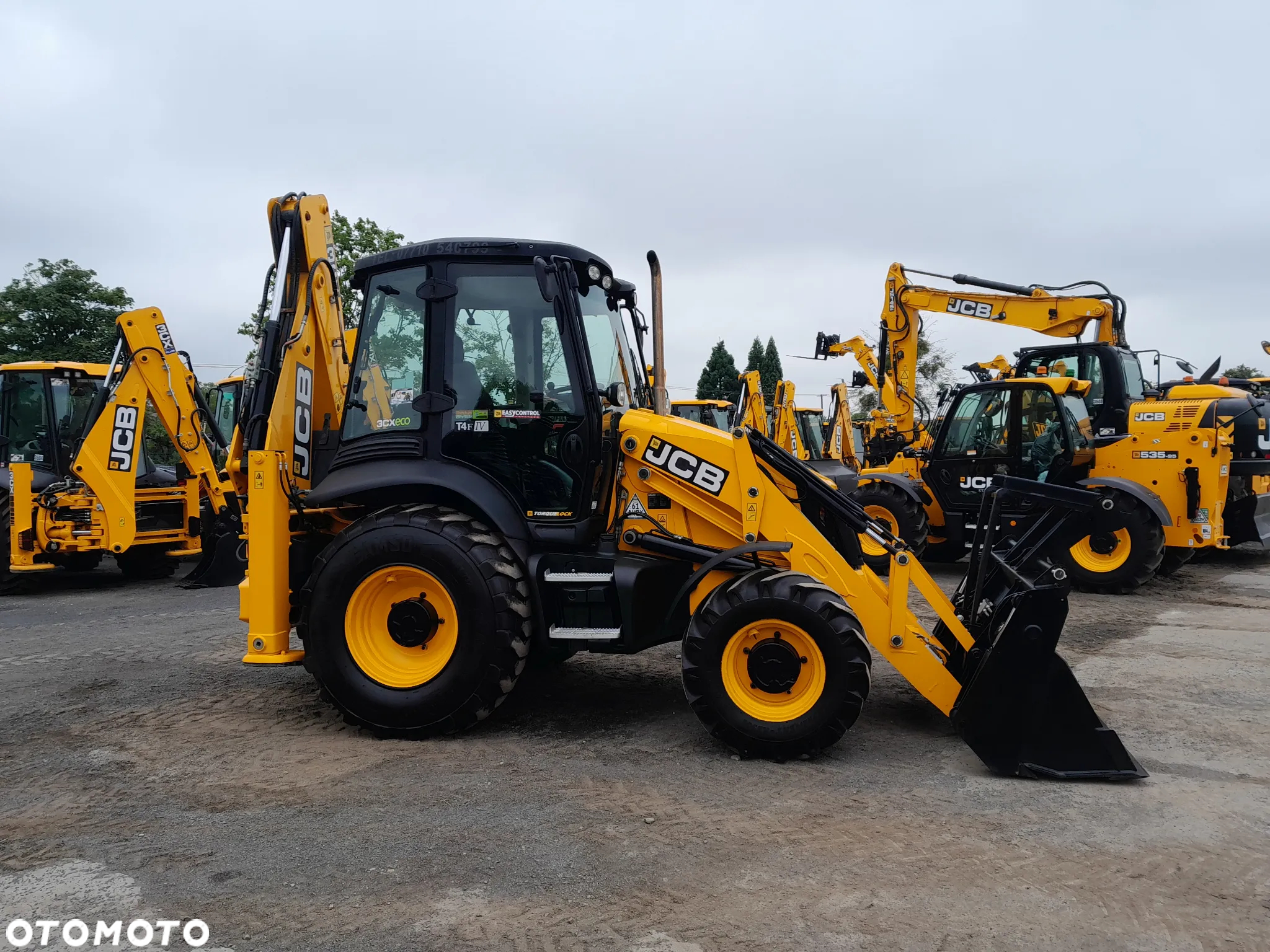 JCB 3CX  AEC - 2
