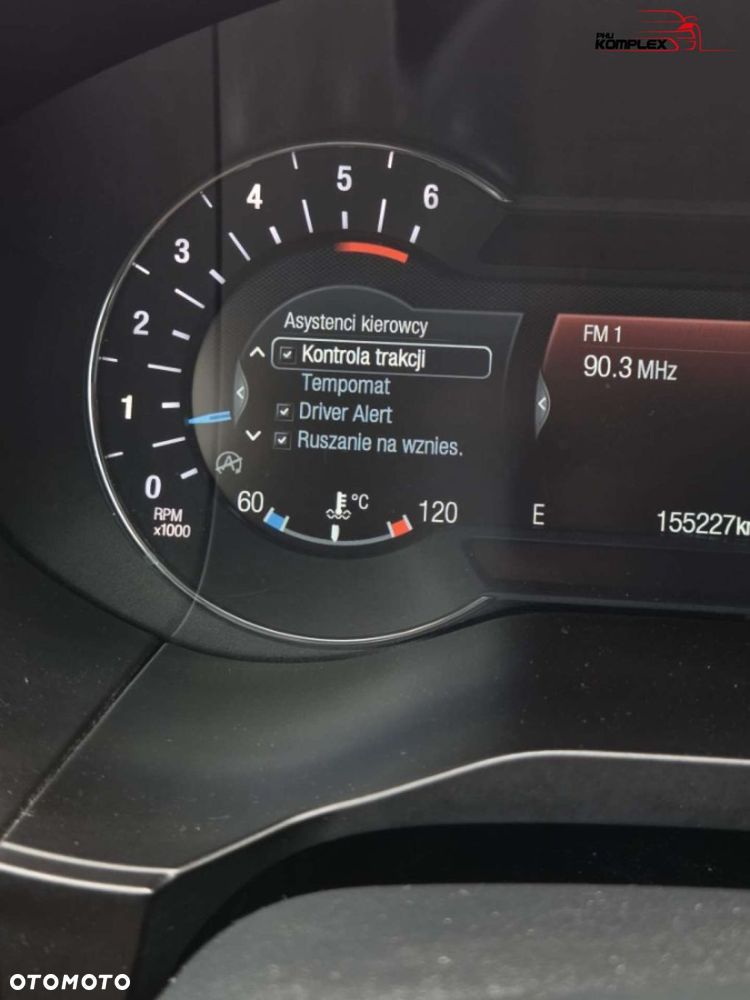 Ford S-Max - 32