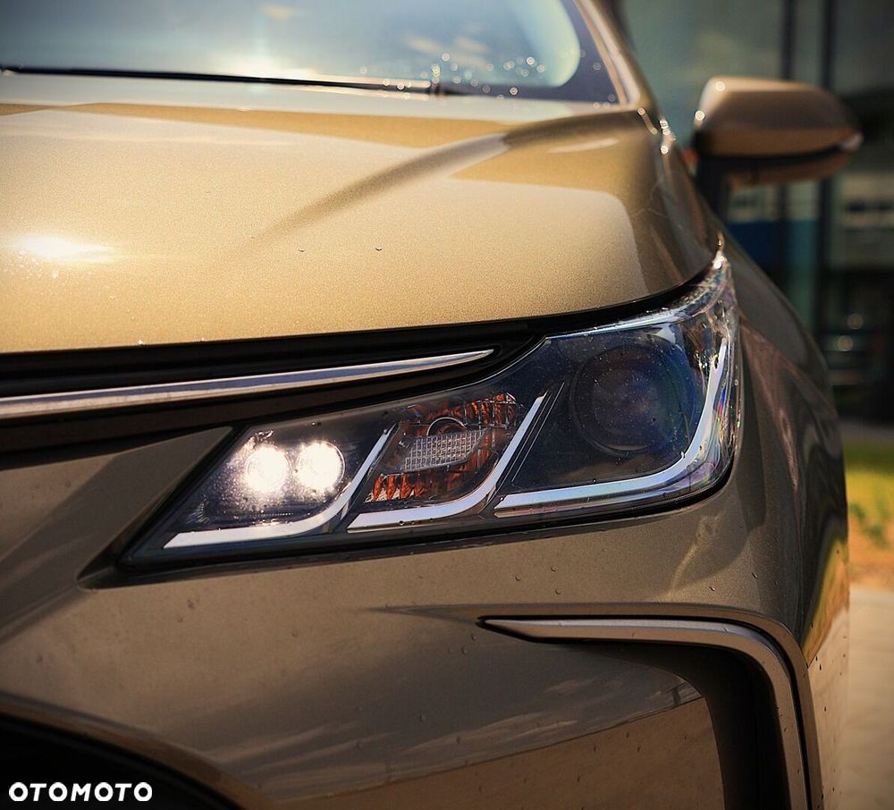 Toyota Corolla - 8