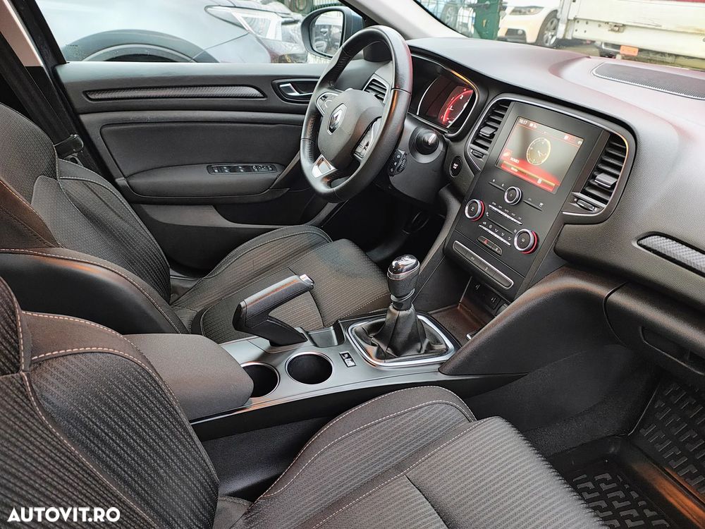 Renault Megane BLUE dCi 115 BUSINESS EDITION - 8