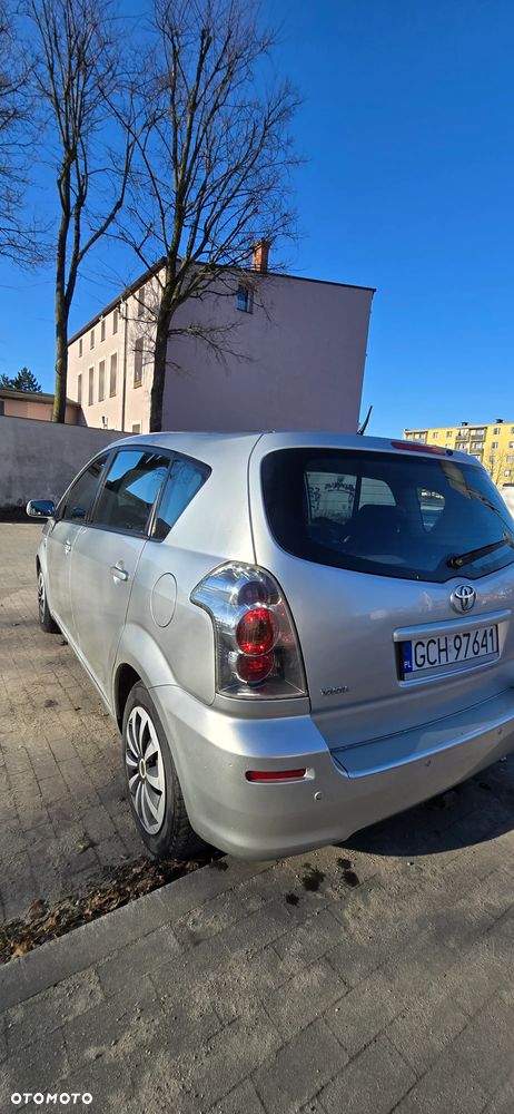 Toyota Corolla Verso - 5